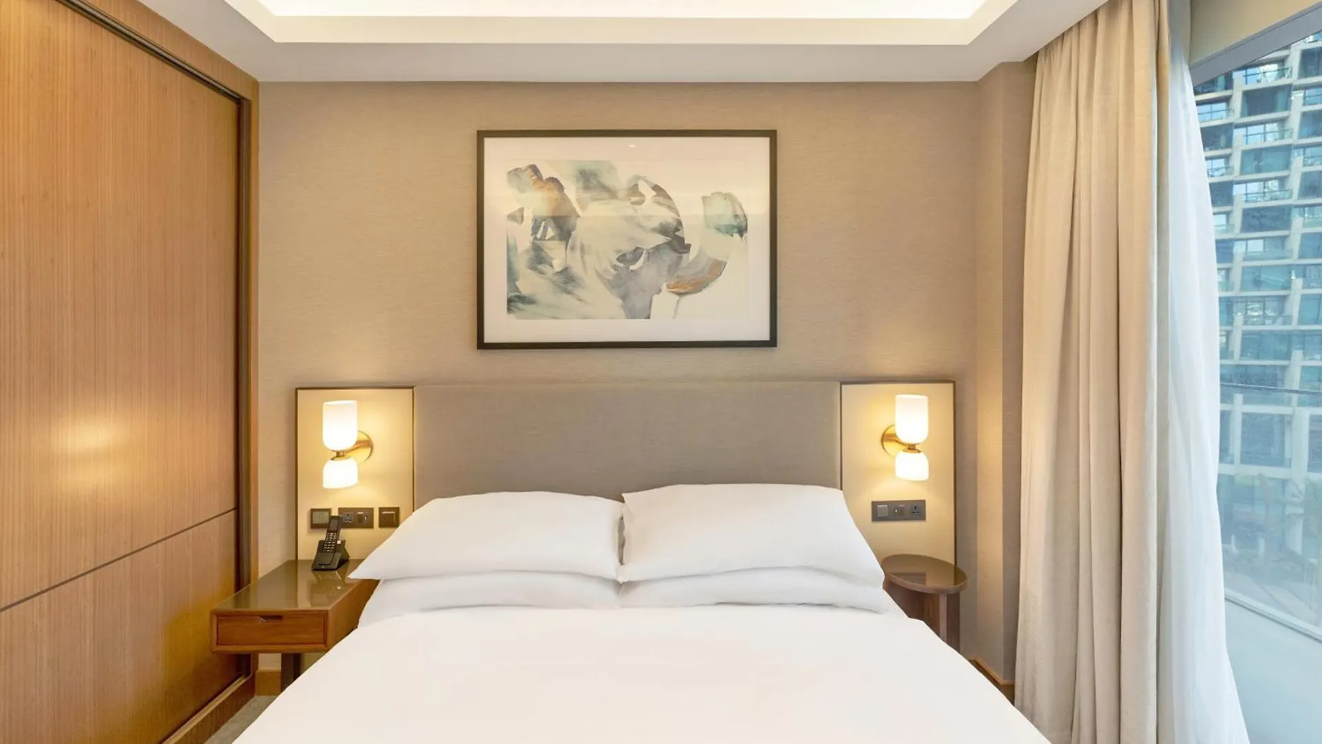 Fam Living - Address Residences Opera - Luxurious 2Bed Dubai 0*,  United Arab Emirates
