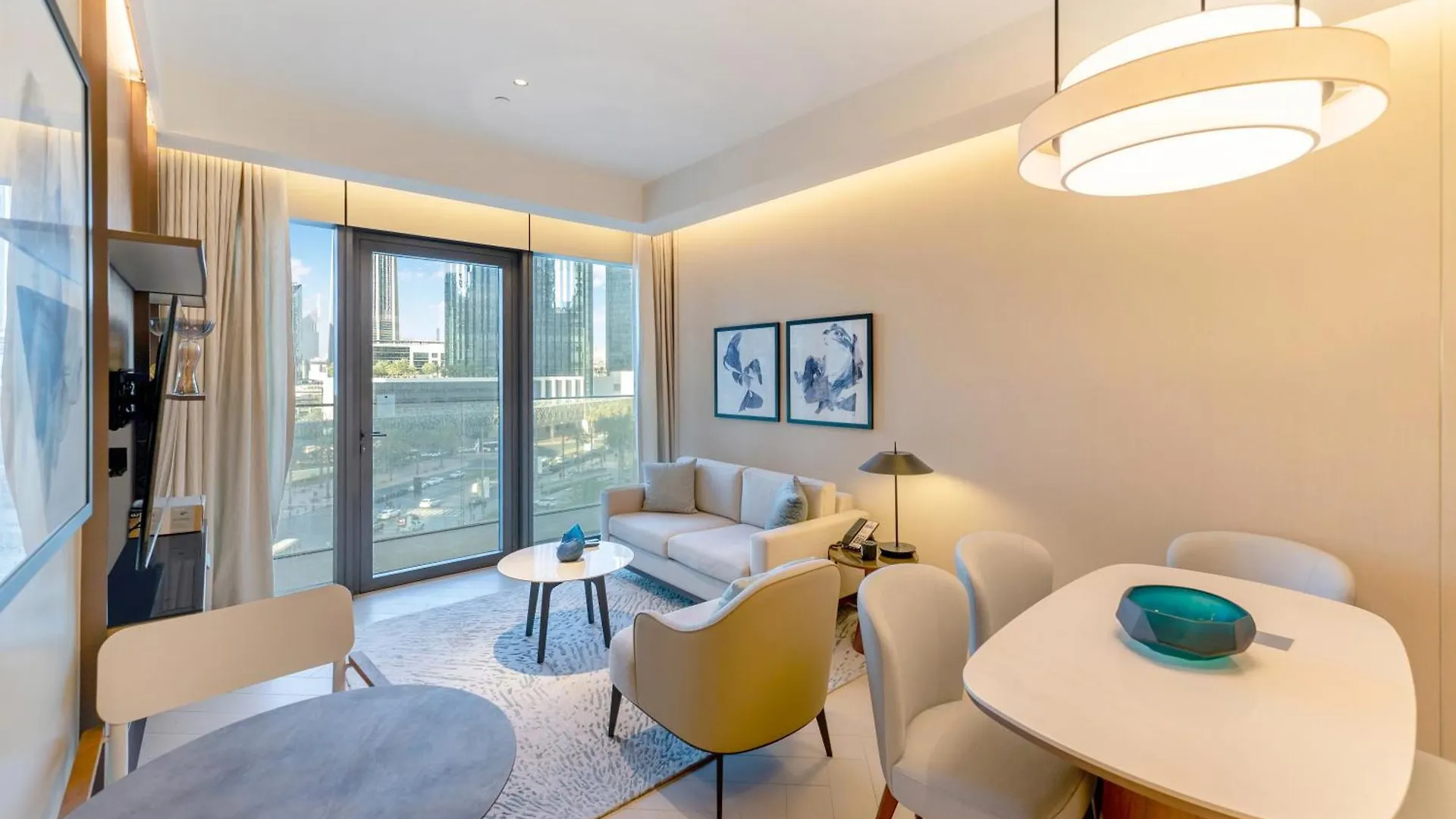 Fam Living - Address Residences Opera - Luxurious 2Bed Dubai 0*,  United Arab Emirates